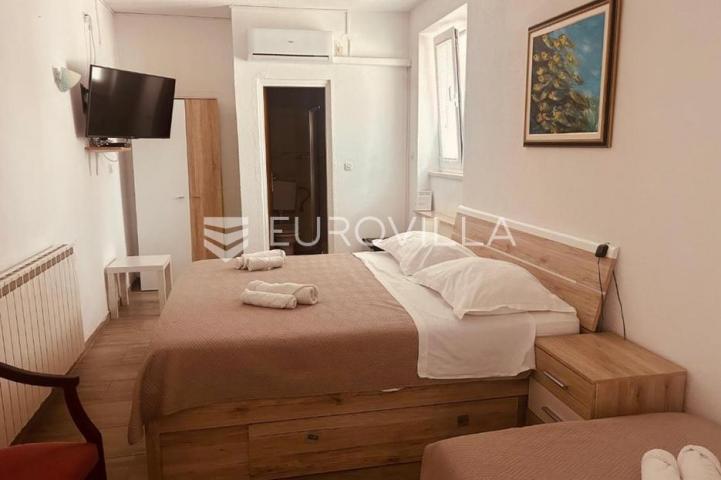 Zadar, Diklo, hotel i restoran prvi red uz more