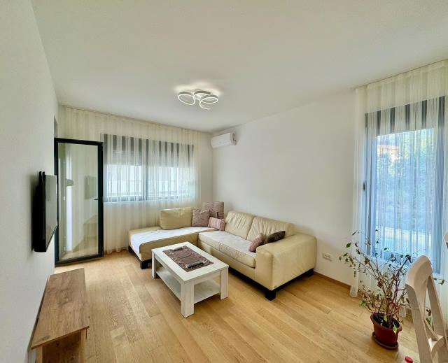 Prodaja, Stan, 45m2 , BECICI
