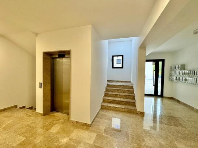 Prodaja, Stan, 45m2 , BECICI