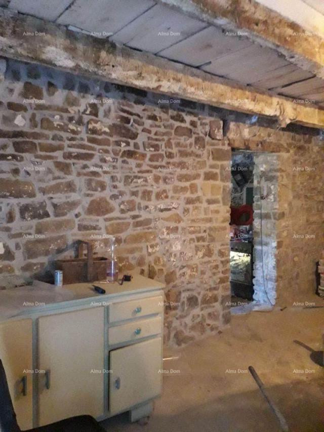 Kuća Prodaja kamene kuće u roh-bau fazi, Motovun!