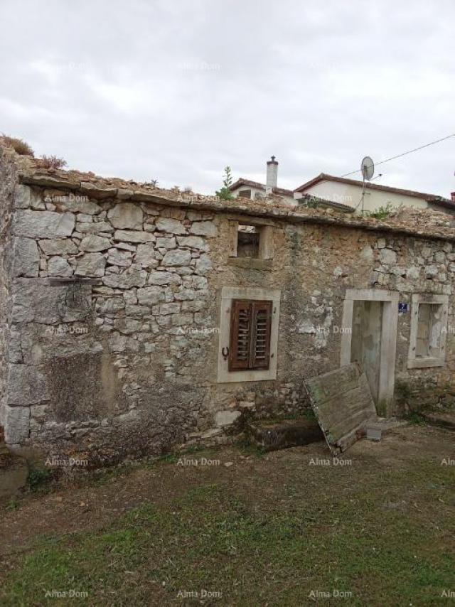 Kuća Prodaja istarske kamene kuće za renovaciju, uporabna dozvola, Kršan!