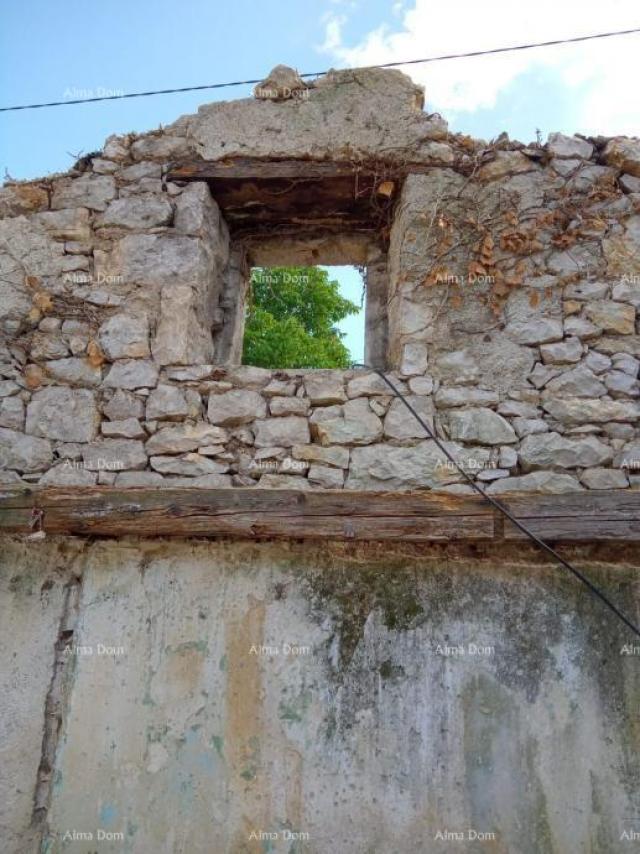 Kuća Prodaja istarske kamene kuće za renovaciju, uporabna dozvola, Kršan!