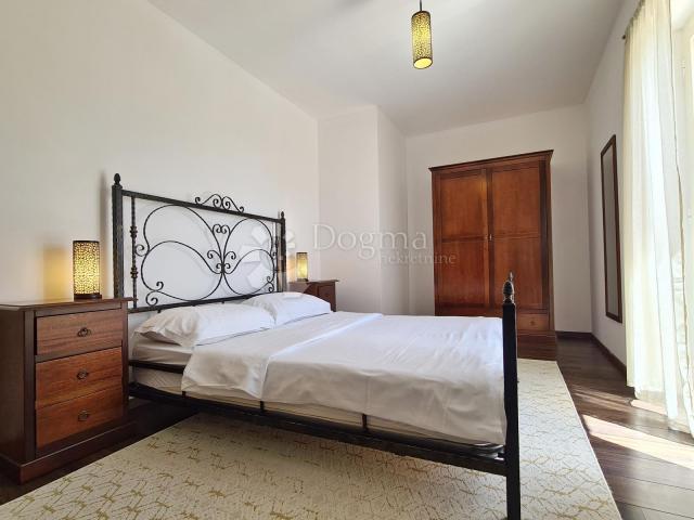 RUSTIKALNA ISTARSKA VILLA OKRUŽENA PRIRODOM