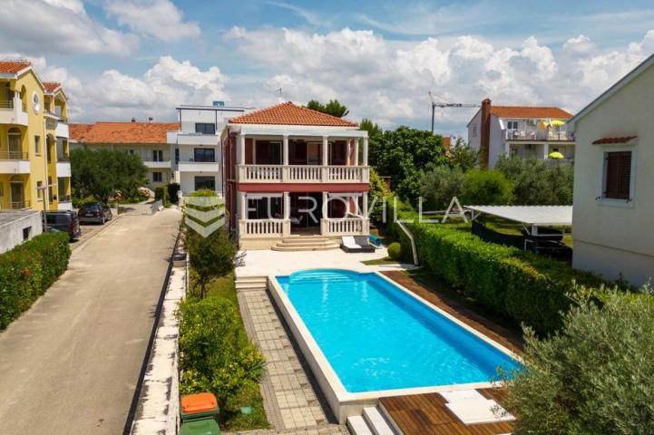 Zadar, Sukošan, prekrasna vila s bazenom i pogledom na more