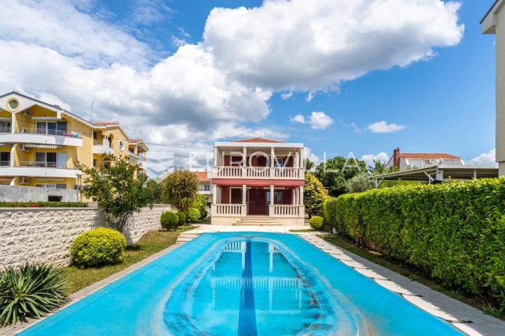 Zadar, Sukošan, prekrasna vila s bazenom i pogledom na more