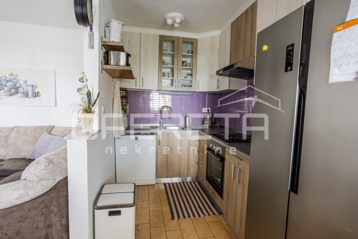Apartmanska kuća uz more – bez troška vode i struje!