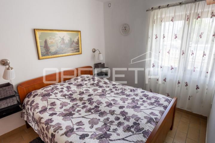 Apartmanska kuća uz more – bez troška vode i struje!