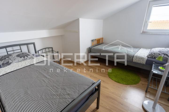 Apartmanska kuća uz more – bez troška vode i struje!