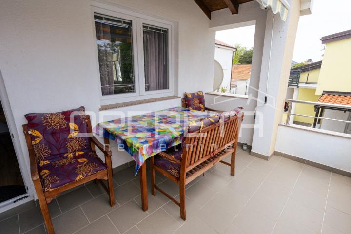 Apartmanska kuća uz more – bez troška vode i struje!