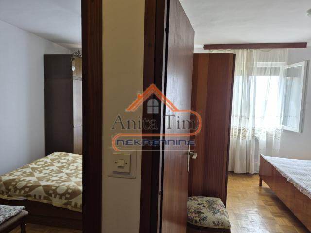 Pujanke - trosoban stan s dvije loggie 77.00 m2