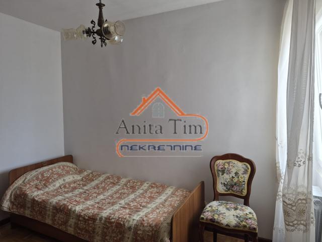 Pujanke - trosoban stan s dvije loggie 77.00 m2
