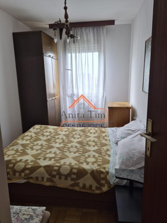 Pujanke - trosoban stan s dvije loggie 77.00 m2