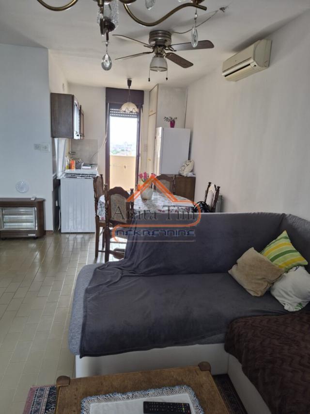 Pujanke - trosoban stan s dvije loggie 77.00 m2
