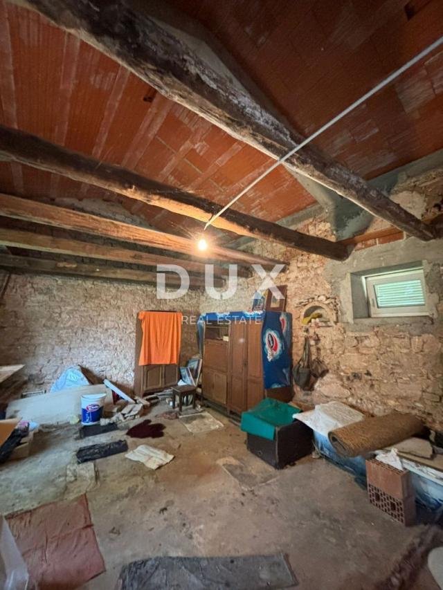  ISTRA, BARBAN - Djelomično adaptirana kuća na prekrasnoj lokaciji!