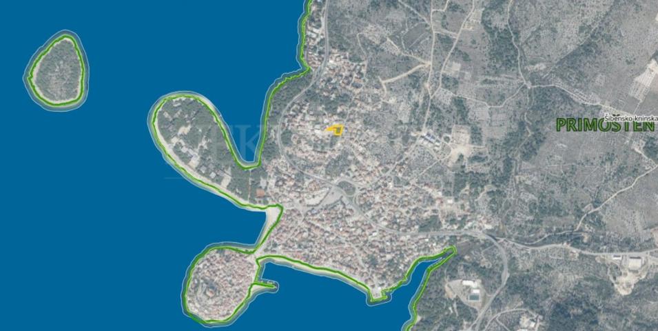 Primošten - urbana moderna novogradnja u centru