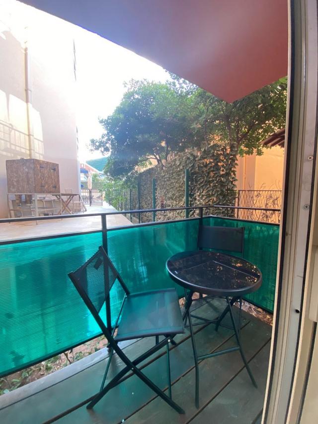 Izdaje se garsonjera Budva