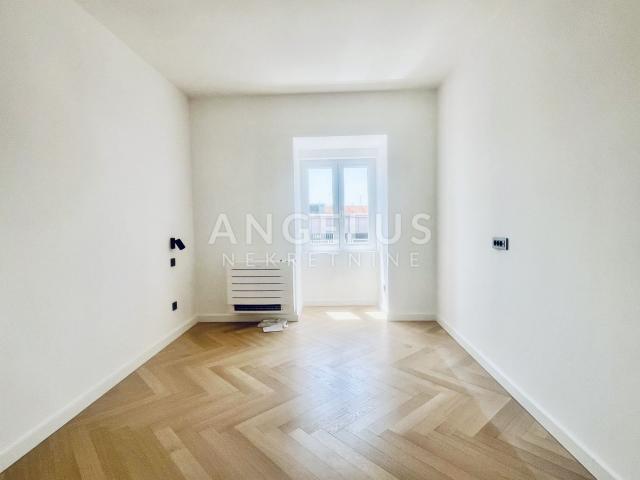 Zagreb, Cvjetni trg- renovirani stan za prodaju, 82 m2