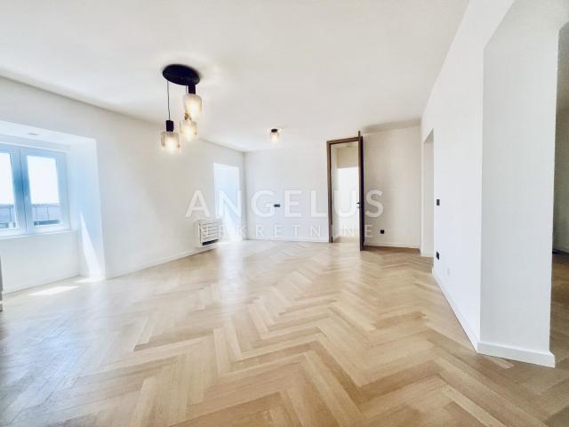 Zagreb, Cvjetni trg- renovirani stan za prodaju, 82 m2