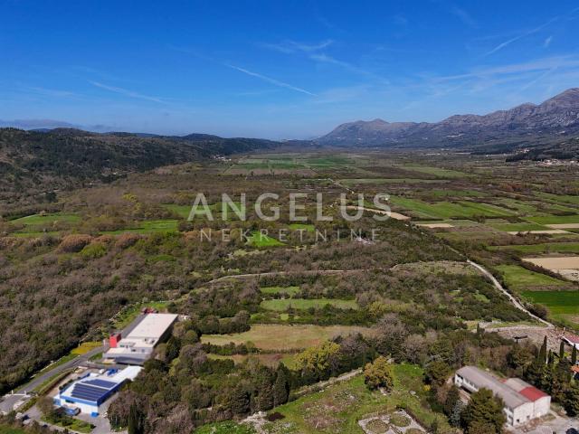 Konavle, Gruda – zemljište u poslovnoj zoni s velikim razvojnim potencijalom, 4.488 m2 – PRODAJA