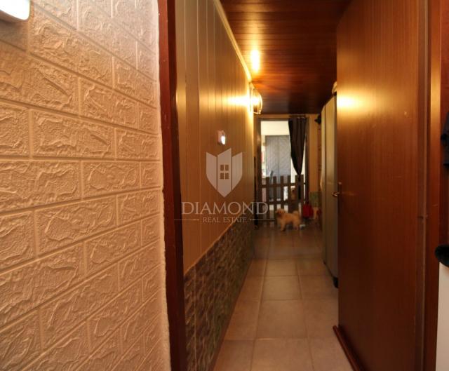 OPATIJA, LOVRAN - STAN + STUDIO APARTMAN U STAROJ VILLI