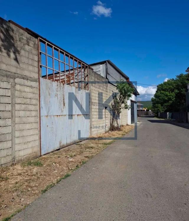 Najam/Izdavanje | Poslovni prostor | 1000m² | Podgorica, Mareza