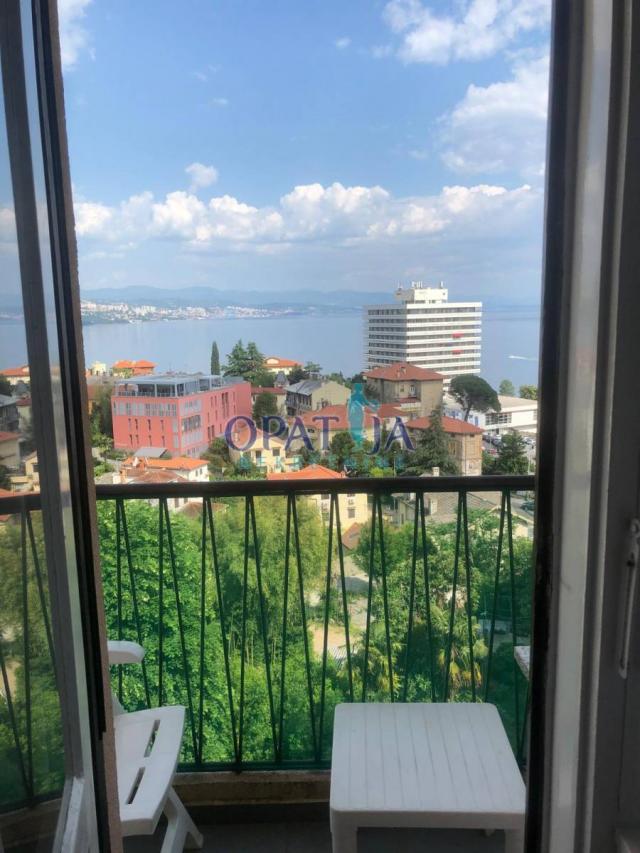 Opatija centar - stan sa 2 balkona i prekrasnim pogledom