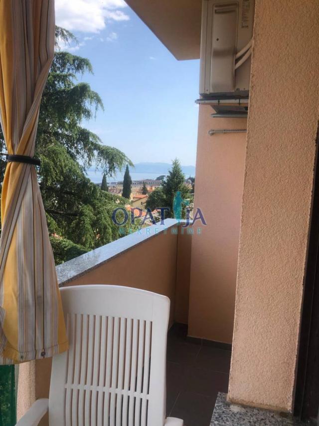 Opatija centar - stan sa 2 balkona i prekrasnim pogledom