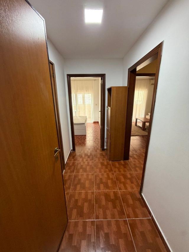 Namesten jednosoban stan 55m2 u Budvi (Na duzi period, dostupan od 01.08.2026)