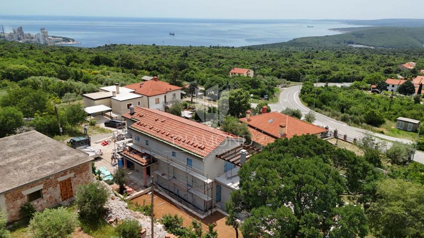 MEDITERANSKA VILLA U IZGRADNJI, LABIN, OKOLICA