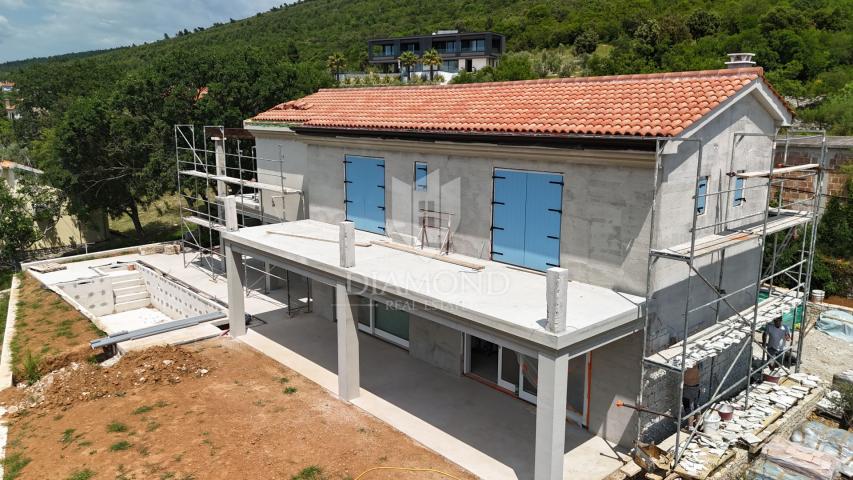 MEDITERANSKA VILLA U IZGRADNJI, LABIN, OKOLICA