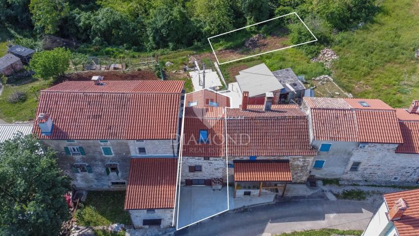 Buje, obnovljena kuća u blizini Grožnjana!