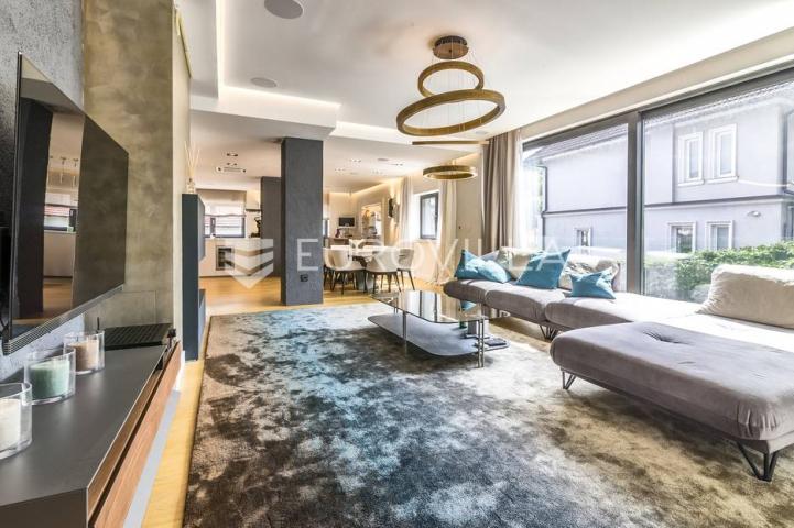 Zagreb, Mlinovi, moderna luksuzna vila 500 m²