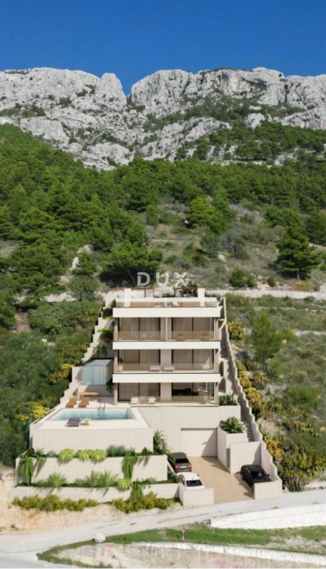DALMACIJA, PISAK – Dvosobni stanovi s krovnom terasom