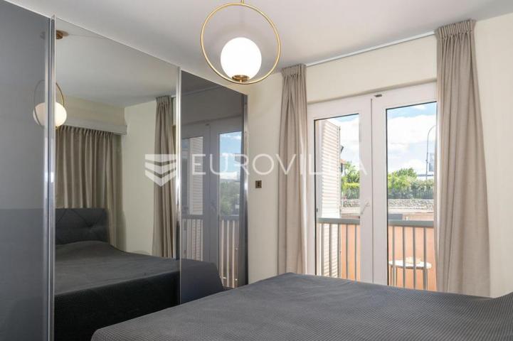 Krk, Grad Krk, stan 70 m², garaža 20 m²