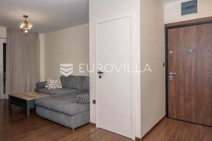 Krk, Grad Krk, stan 70 m², garaža 20 m²