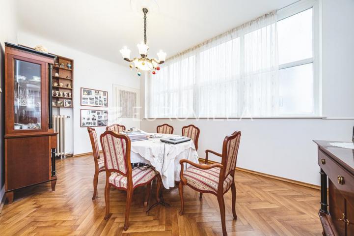 Zagreb, Strogi centar, ekskluzivan trosoban stan 125,10 m²