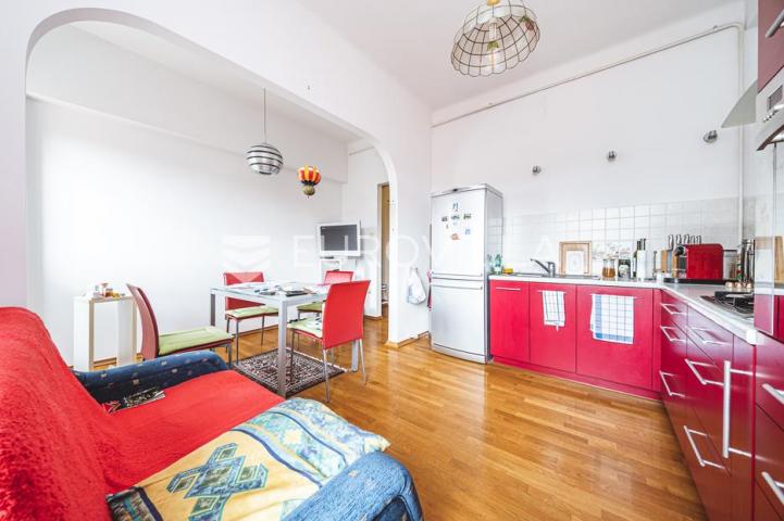Zagreb, Strogi centar, ekskluzivan trosoban stan 125,10 m²