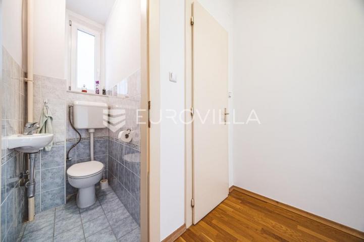 Zagreb, Strogi centar, ekskluzivan trosoban stan 125,10 m²