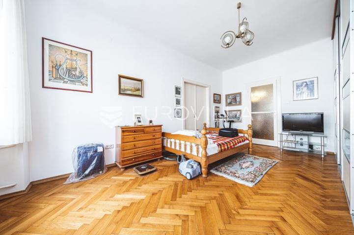 Zagreb, Strogi centar, ekskluzivan trosoban stan 125,10 m²
