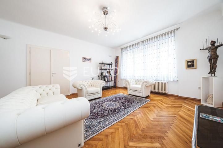 Zagreb, Strogi centar, ekskluzivan trosoban stan 125,10 m²