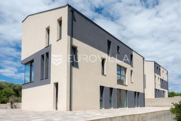 Krk, grad Krk, stan 79,29 m², luksuzna novogradnja