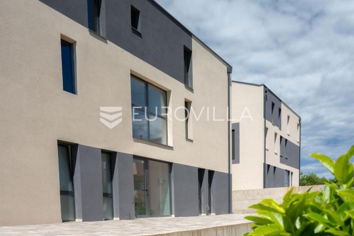 Krk, grad Krk, stan 79,29 m², luksuzna novogradnja