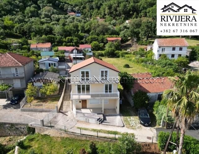 Family house with a beautiful  sea  view Baosic Boka Kotorska