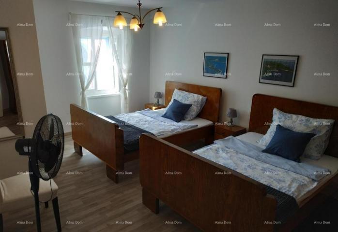 House Great offer! Renovated Istrian house with a pool and separate apartment, Krnica!