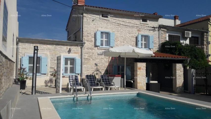 House Great offer! Renovated Istrian house with a pool and separate apartment, Krnica!