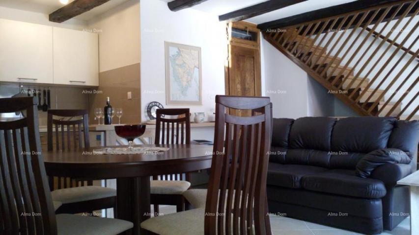 House Great offer! Renovated Istrian house with a pool and separate apartment, Krnica!