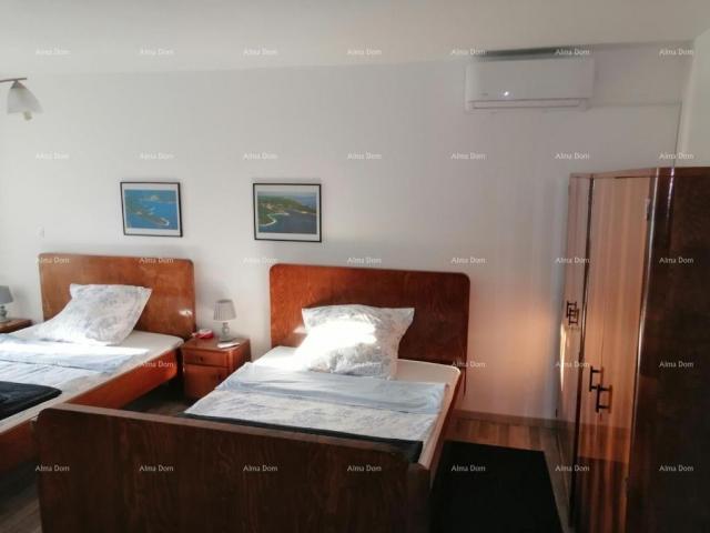 House Great offer! Renovated Istrian house with a pool and separate apartment, Krnica!