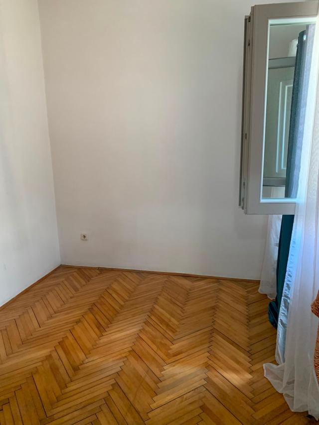 Izdavanje dvosobnog stana 85m2 u Budvi (Izdavanje na duzi period)
