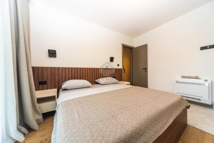 Porodična kuća 280m2 na placu 800m2, Stari Aerodrom - Podgorica