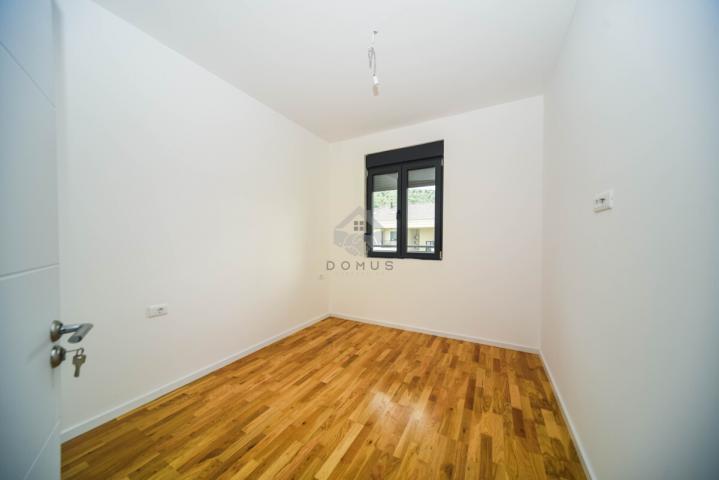 Jednosoban stan 45m2 + parking, Tološi - Podgorica